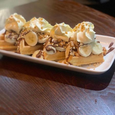 Crown At Worthington Hotel 스탠디쉬 외부 사진